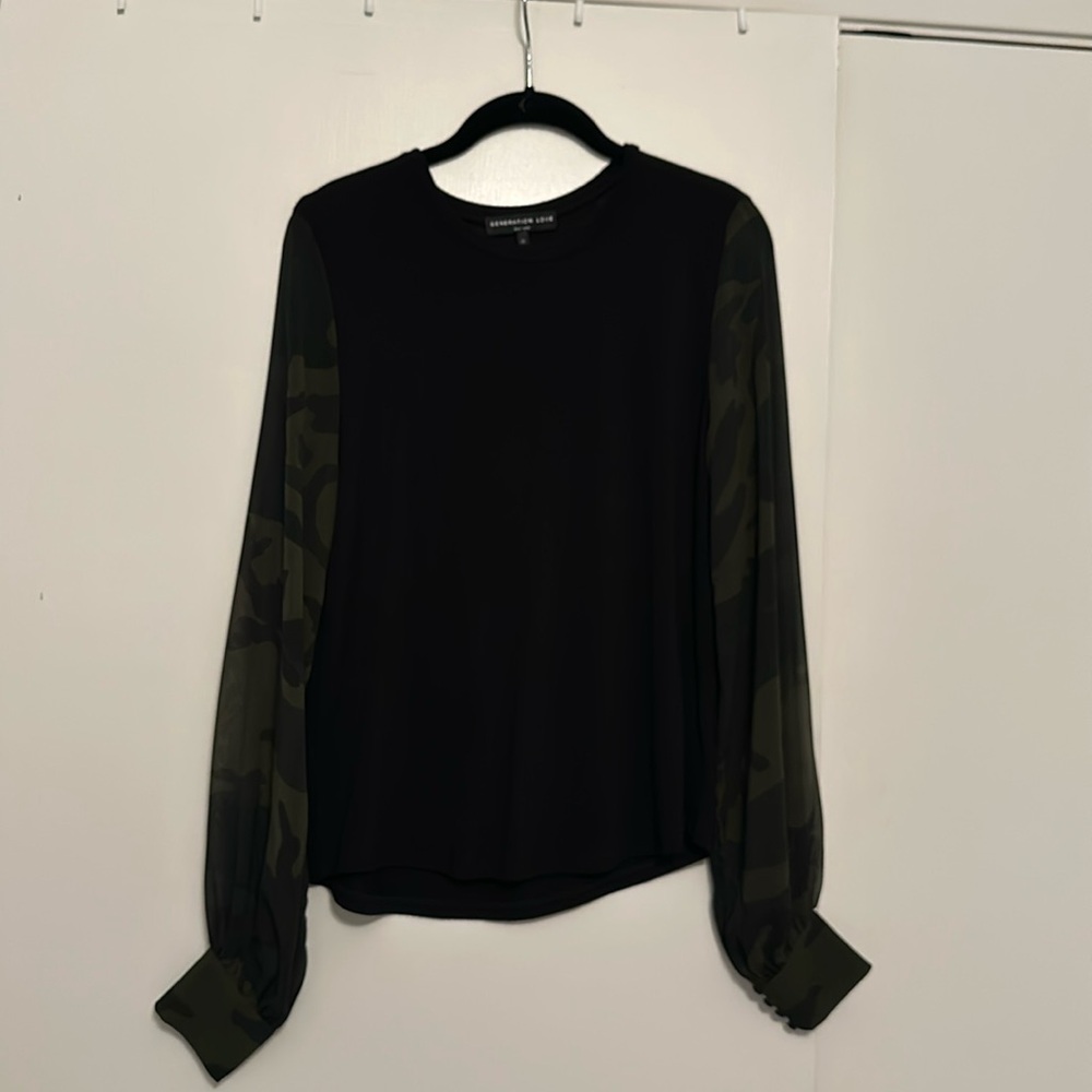 Generation Love Noelle Camp Sleeve top Size medium